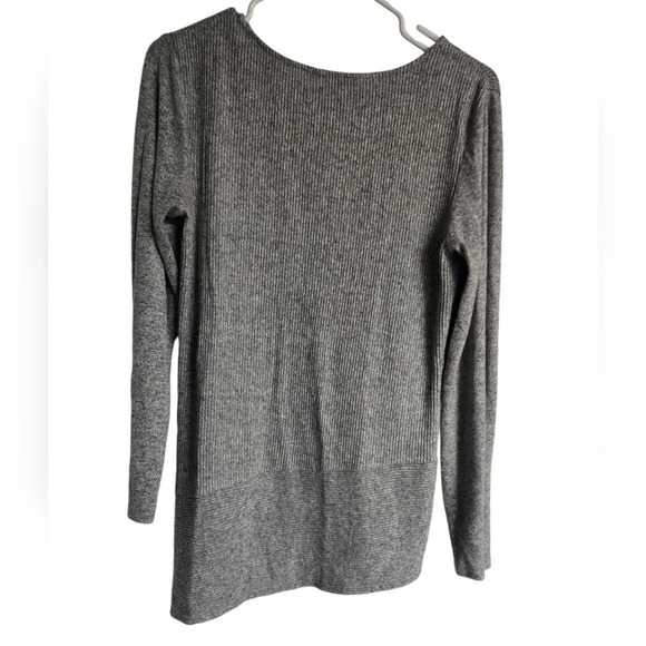 Apt 9 Asymmetrical Women's Grey Sweater Medium - Picture 2 of 4